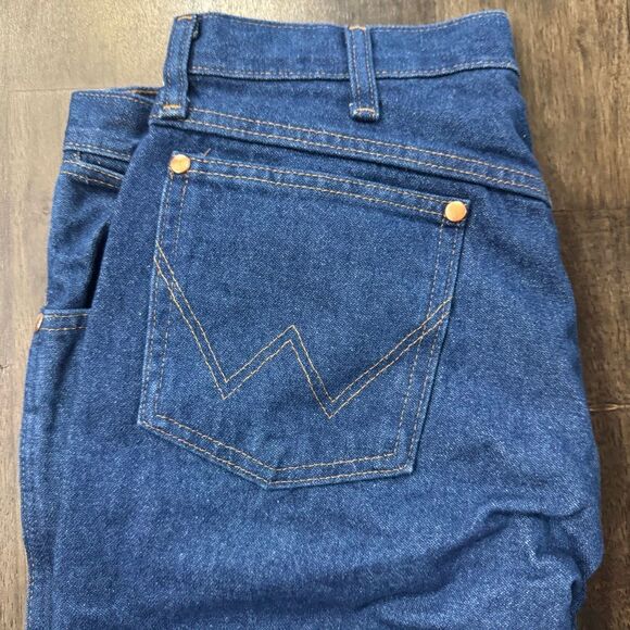 WRANGLER® COWBOY CUT® ORIGINAL FIT JEAN 34x30 - Picture 11 of 11